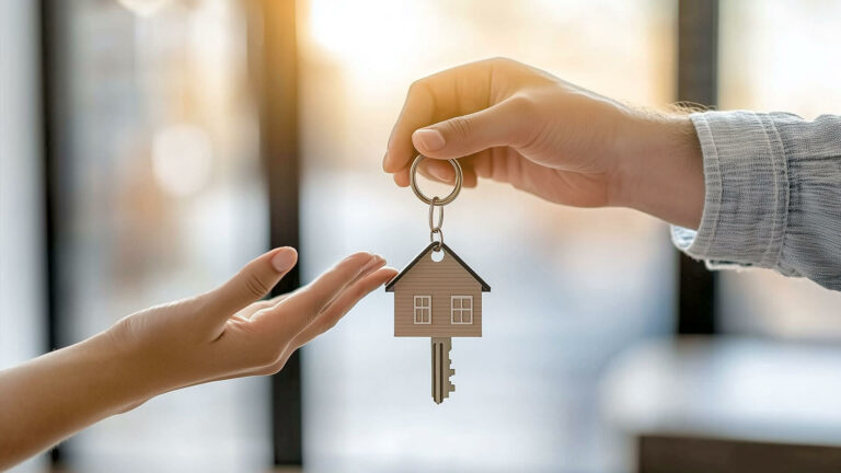 Immobilienverkauf in Köln: Essenzielle Vertragsklauseln für Verkäufer